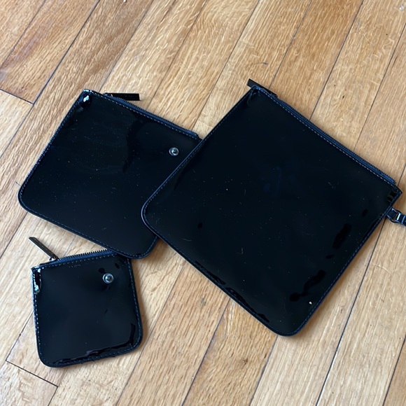 Dolce & Gabbana Three part zipper make-up bag. Black vinyl. - Picture 7 of 8